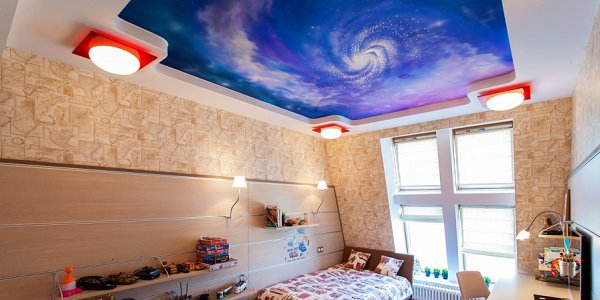 Двухуровневый натяжной потолок в детской Двухуровневый натяжной потолок в детской