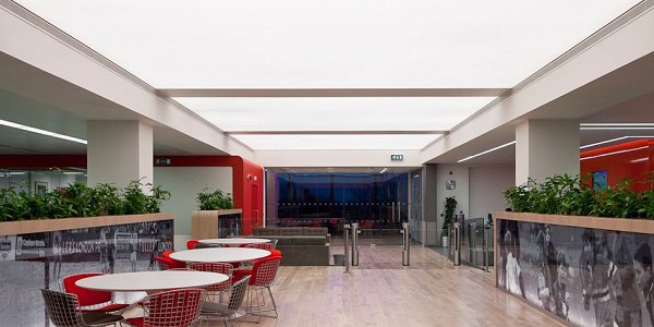 Светопрозрачный натяжной потолок в интерьере Светопрозрачный натяжной потолок в интерьере